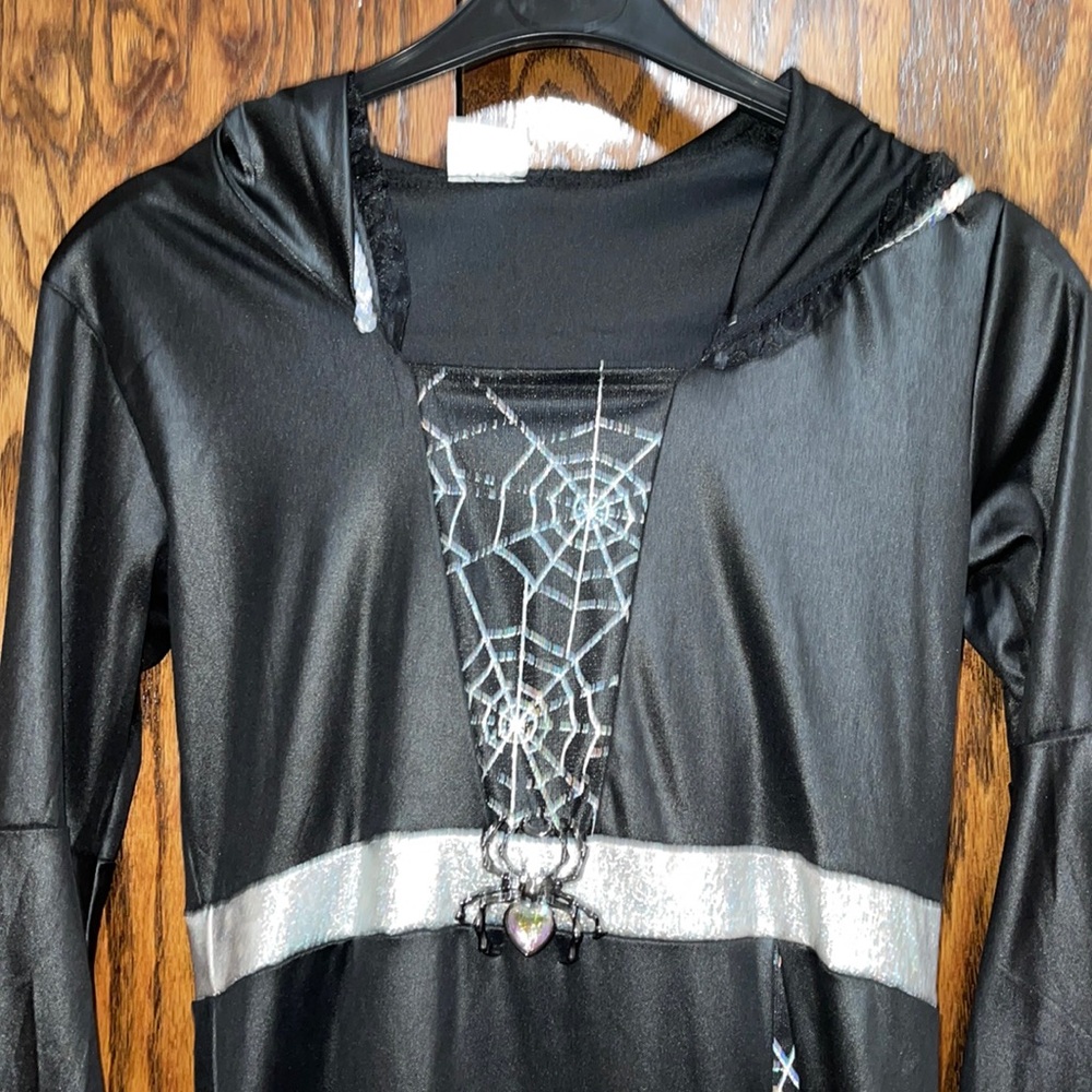 Witch costume
